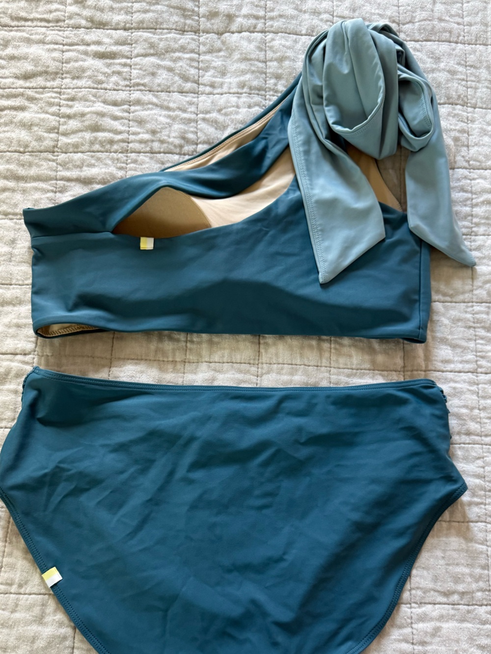 Summer Salt Bow Shoulder Swim Top - Picture 3 of 7